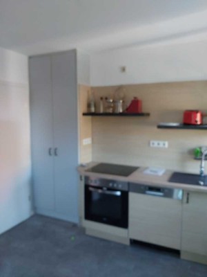 Stilvolle 2-Zimmer-Dachgeschosswohnung in Weinheim