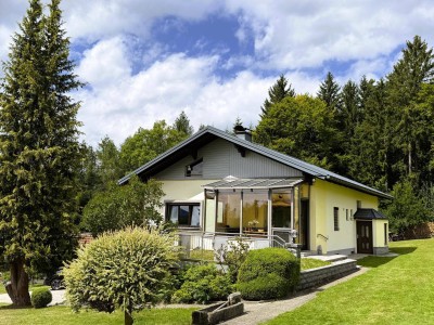 Ruheoase mit großem Garten und Naturblick