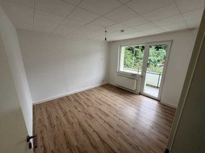 Helle 2-Zimmer-Wohnung mit Balkon in Rösrath (Forsbach)