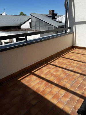 Renovierte 3,5-Zimmer-Dachgeschosswohnung