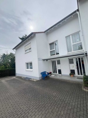 Ansprechende 4-Zimmer-Wohnung mit Balkon und Einbauküche in Ramstein-Miesenbach