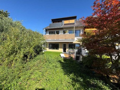 Kapitalanlage! Mehrfamilienhaus mit 3 Wohneinheiten in Eschborn!