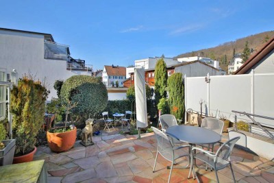 Charmantes Reihenmittelhaus mit stilvollem Wohnambiente und mediterranem Garten