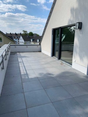 JA, zur modernen 2-Zimmer-Wohnung mit Balkon in der Seniorenwohnanlage “Ellerhof“ in Solingen-Ohligs