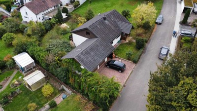 Ohne Makler/ Geräumiges, günstiges und gepflegtes 6-Zimmer-Einfamilienhaus in Efringen-Kirchen