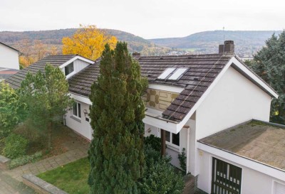 Wohnhaus mit Einliegerwohnung am Südhang Bürgstadts