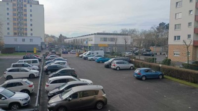 Zwei Zimmer Eigentumswohnung, Erdgeschoss, Kapitalanlage !
