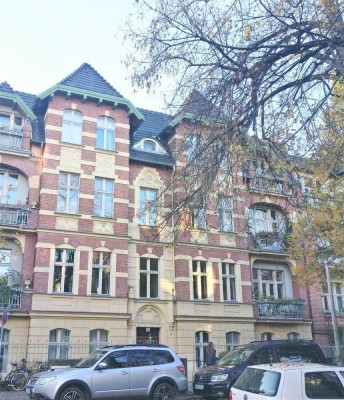 * V e r m i e t e t e *  
2 - Zimmer Wohnung