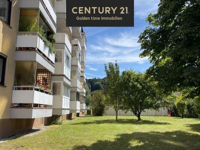 Top renovierte 3-Zimmer Wohnung mit einer Einzelgarage