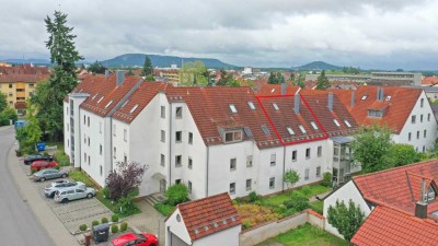 3-Zimmer-Dachgeschoss-Wohnung
ausgebauter Spitzboden und Tiefgargenstellplatz.