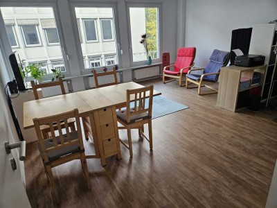 Helle 2-Zimmer Wohnung im 2. OG in Bonn-Zentrum