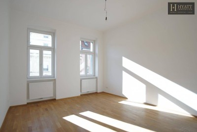 Hochwertig sanierte Altbauwohnung mit Balkon