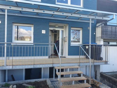 Weiter Blick auf den Schönbuch oder in den eigenen Garten: Geräumiges Reihenhaus in Ammerbuch