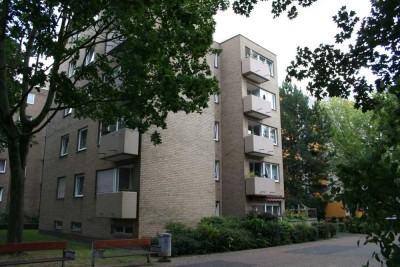 97022/14 Modernisierte 2-Zi-Whg. mit Balkon in Köln-Seeberg sucht Sie!