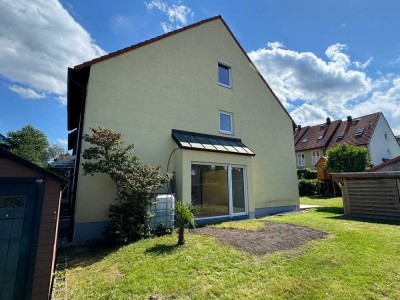 Ihr neues Zuhause - Einfamilienhaus mit Garten und zwei Carportstellplätzen