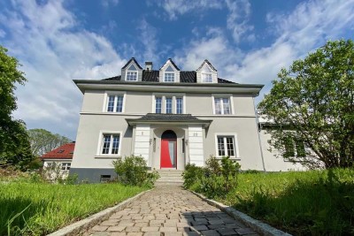 Großzügige modernisierte Villa in ruhiger Bestlage