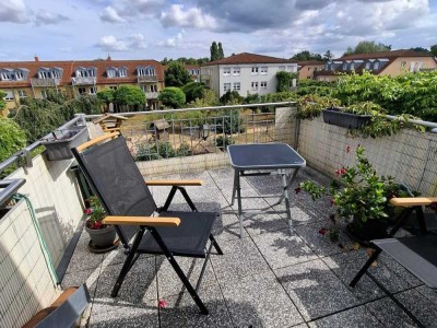gemütliche Dachgeschosswohnung zur Miete in Potsdam - Wentzel Dr.