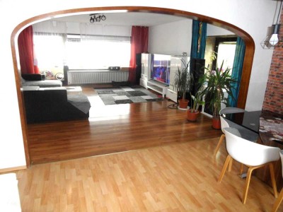 Grosse 4,5 Zimmer Wohlfühloase in Pforzheim-Würm