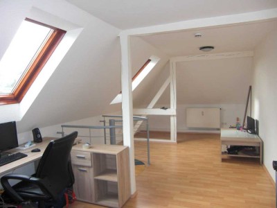Schuch Immobilien - Schöne 4 ZKB Maisonettewohnung mit eigenem Garten