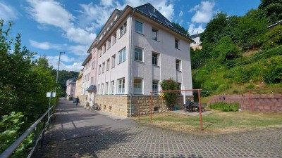 **Freie Wohnung in der Uhrenstadt Glashütte, im DG, mit Außenstellplatz**