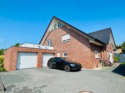 Gut gelegene großzügige DHH Garten Dachterrasse EBK Garage 33428 Marienfeld