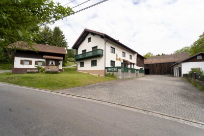 Erstbezug nach Sanierung: Hochwertig umgebautes Bauernhaus in traumhafter Lage