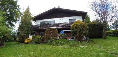 Günstiges, gepflegtes 5-Zimmer-Einfamilienhaus mit EBK in Gemünden (Felda)