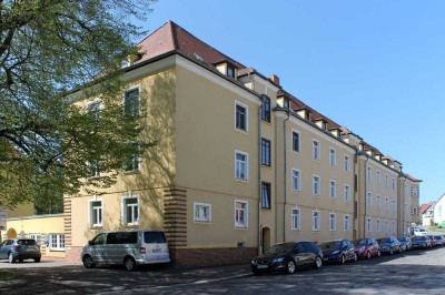 1-Raum-Wohnung im sanierten Altbau mit Dusche