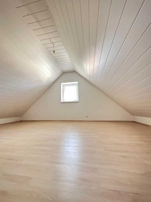 Wunderschöne Doppelhaushälfte 6 Zimmer Niederaichbach inkl. Garten, Garage, Kamin