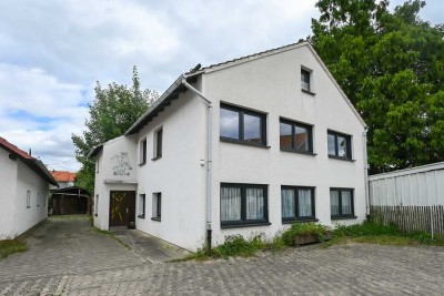 Wesertal: Zweifamilienhaus mit Potential!