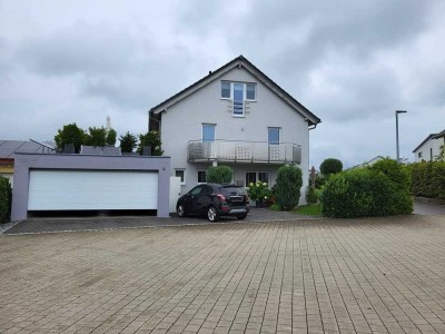 Gepflegtes Einfamilienhaus mit Garage in Aalen
