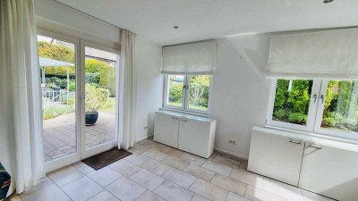 1100 € - 105 m² - 4.0 Zi.