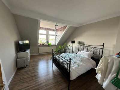 NEU! Geräumige 3-Zimmer Dachgeschosswohnung in Hanau!