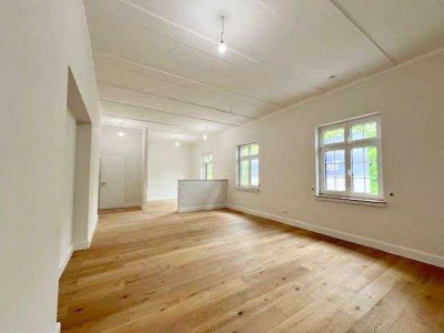 ERSTBEZUG NACH SANIERUNG / ALTBAU - 4 ZI -OFF. KÜCHE - 2 BÄDER - PARKETT- 2 BALK. -STP