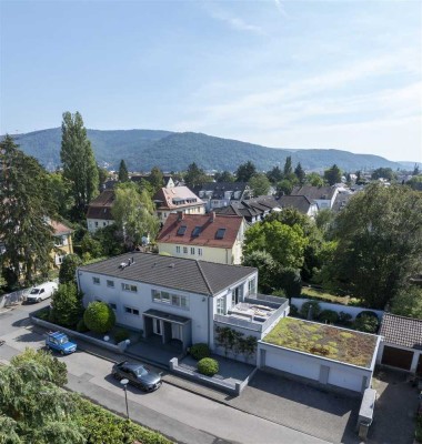 Einzigartige 8-Zimmer-Maisonette in  
moderner Stadtvilla: Begehrte Lage in Heidelberg-Neuenheim