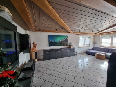 Großzügige 2 Zimmer-Wohnung in Hohenstein