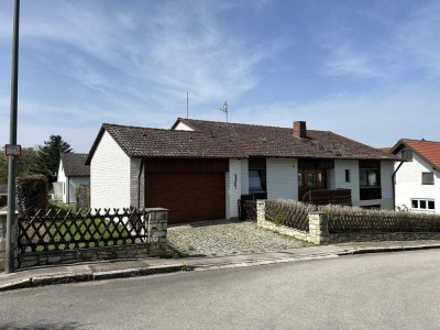 Schöner Bungalow in ruhiger Lage mit großen Grundstück