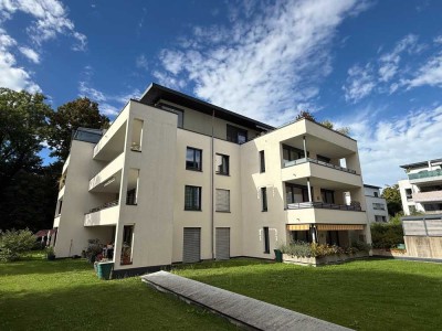 Neuwertige 3-Zimmer-Wohnung mit Balkon und Aufzug in Isny
*Hochwertige Ausstattung mit Einbauküche*