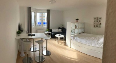 Helle,, moderne, vollmöblierte 1-Zimmer-Wohnung in Köln Marienburg