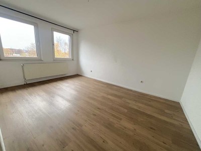Moderne 2 Zimmer-Wohnung mit Einbauküche - direkt am Rheinpark