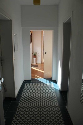 Schöne, Wohnung mit Terrasse und Garten