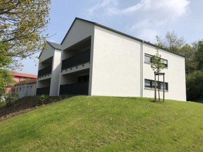 Neuwertige 3-Zimmer-EG-Wohnung mit Balkon, EBK und Stellplatz in Fulda