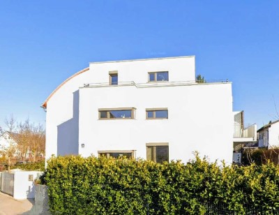 Exklusives Eckhaus mit Sauna, Penthouse-Schlafzimmer und ruhigem Garten