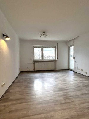 ***Dreieich/Götzenhain*** helle 3-Zimmerwohnung mit Süd-Balkon