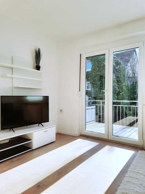 1,5-Zi.-Wohnung, S-Süd, zentrale Lage, Süd-Balkon, Aufzug, möbliert