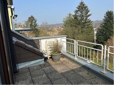 Sehr schöne 3-Zimmer-Maisonette-Wohnung mit Balkon und EBK in D-Gerresheim