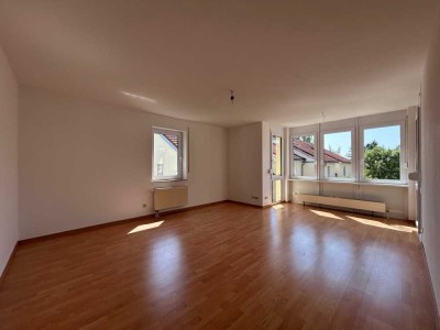 Top Bezugsfreie 3-Zimmer-Wohnung in ruhiger Randlage von Dresden mit 2 Balkonen und TG-Stellplatz!