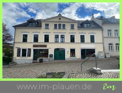 1 Zimmerwohnung im Stadtzentrum von Plauen - Bad mit Fenster - Küche mit EBK - Wohnzimmer mit Balkon