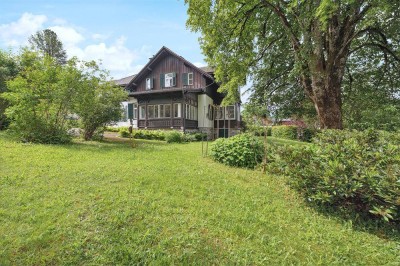 Willkommen in Altaussee! Landhausvilla im traditionellen Baustil