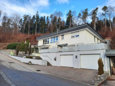 Einfamilienhaus mit Einliegerwohnung in Schelklingen